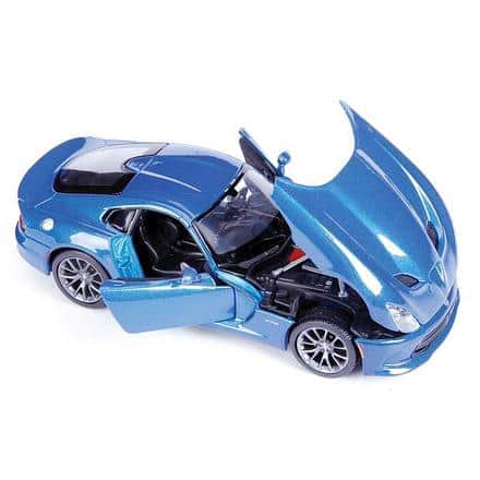 картинка Сборная металлическая модель Maisto 2013 SRT Viper GTS 1:24 - 39900 