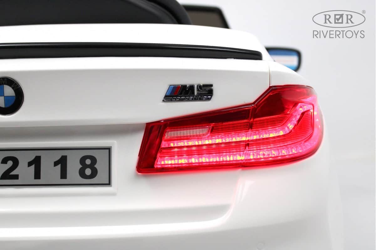 картинка Детский электромобиль BMW M5 Competition (A555MP) белый 