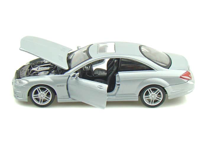 картинка Металлическая модель Maisto Mercedes-Benz CL 63 AMG 1:24 - 31900 
