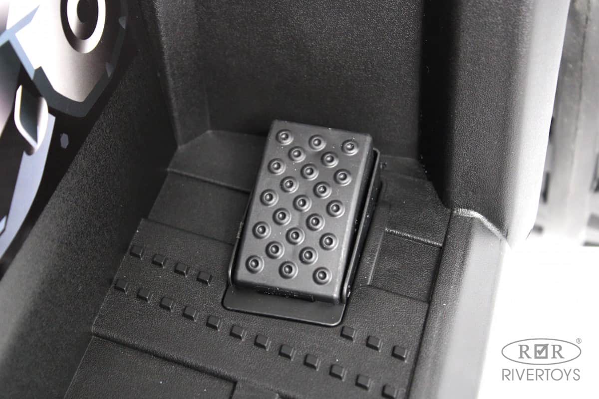 картинка Детский электроквадроцикл T001TT 4WD черный 
