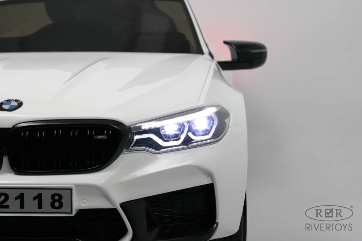 картинка Детский электромобиль BMW M5 Competition (A555MP) белый 