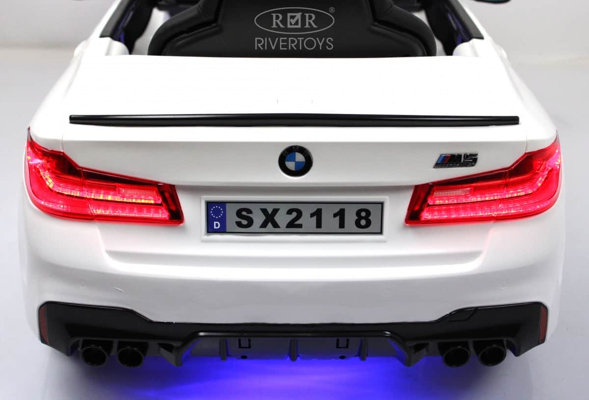 картинка Детский электромобиль BMW M5 Competition (A555MP) белый 