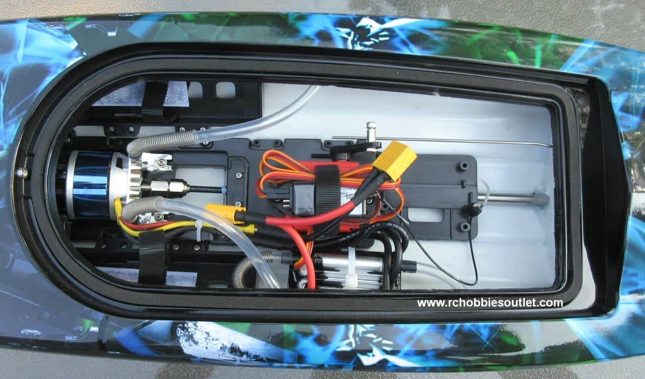 картинка Радиоуправляемый катер Joysway Bullet Deep Vee V4 RTR - JS8301V4 