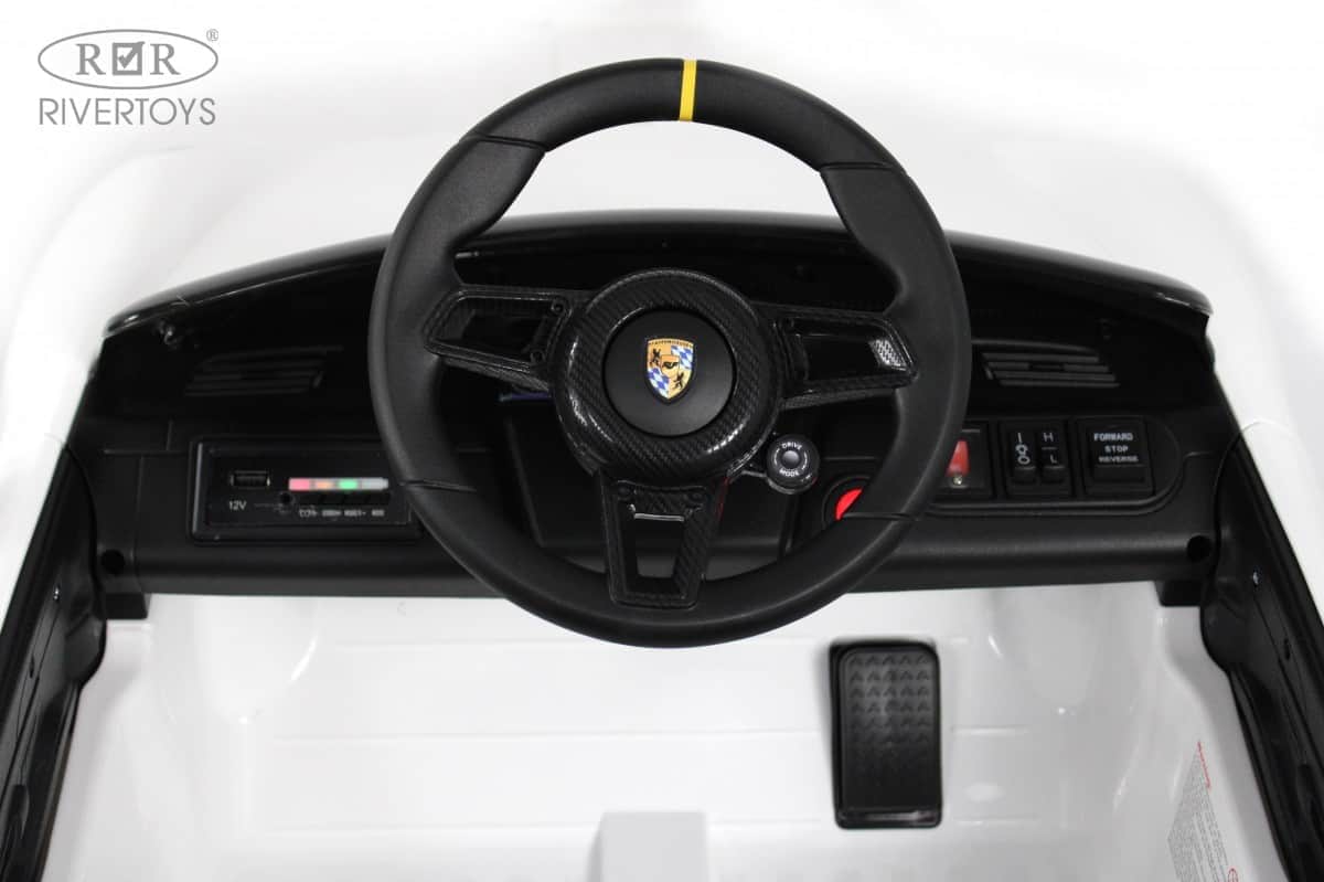 картинка Детский электромобиль Porsche 911 RUF (A444AA) белый 