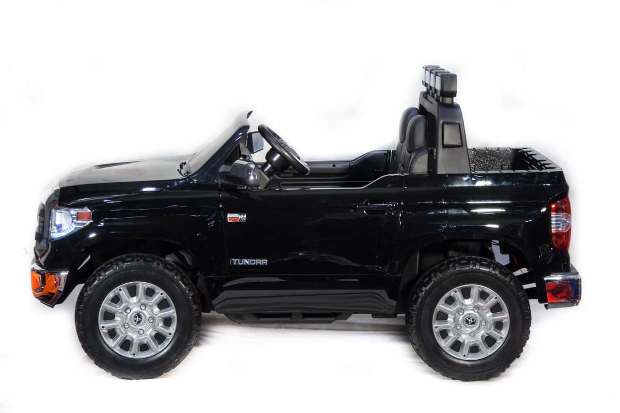 картинка Джип Toyota Tundra 2.0 Черный краска 