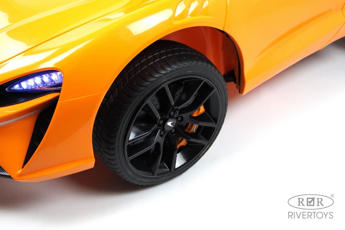 картинка Детский электромобиль McLaren Artura (P888BP) оранжевый 