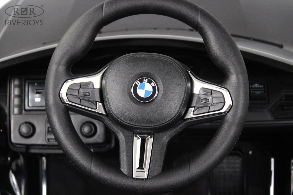 картинка Детский электромобиль BMW M4 (A004AA) черный глянец 