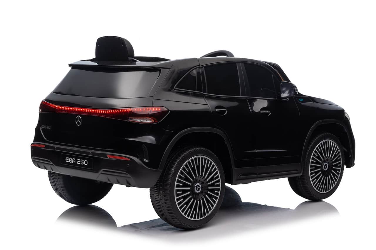 картинка Джип Mercedes Benz EQA Черный краска 