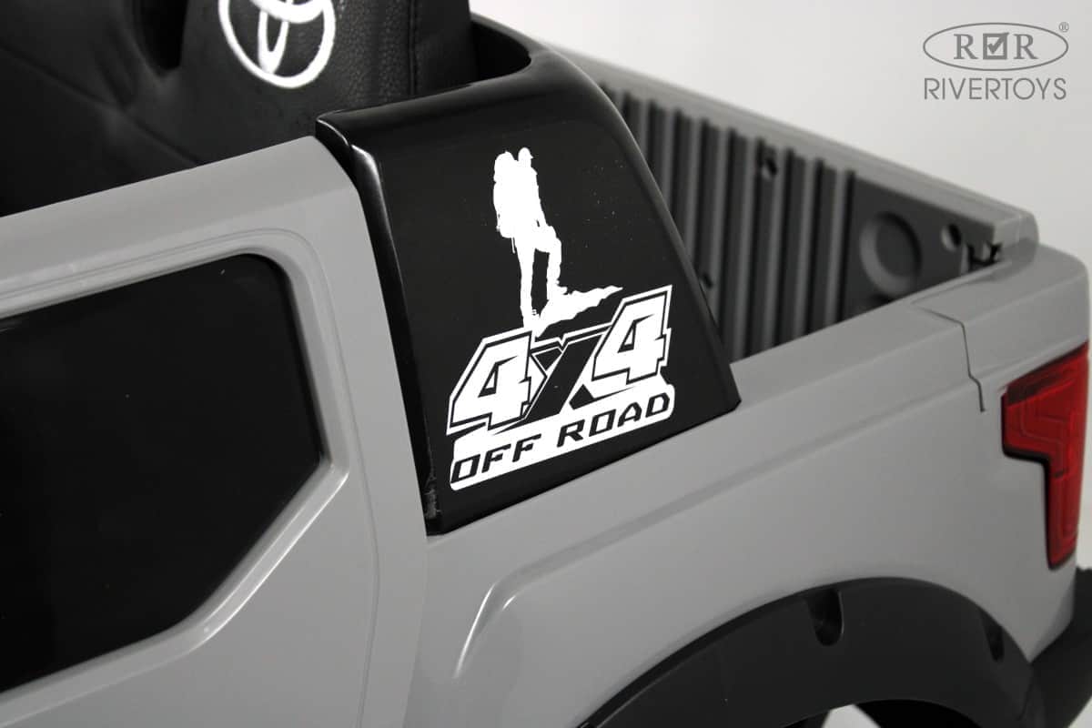 картинка Детский электромобиль G444GG серый 