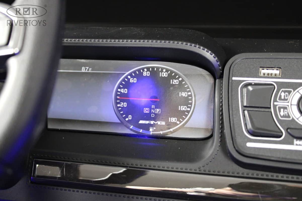 картинка Детский электромобиль Mercedes-AMG G63 (G111GG) 24V серый 