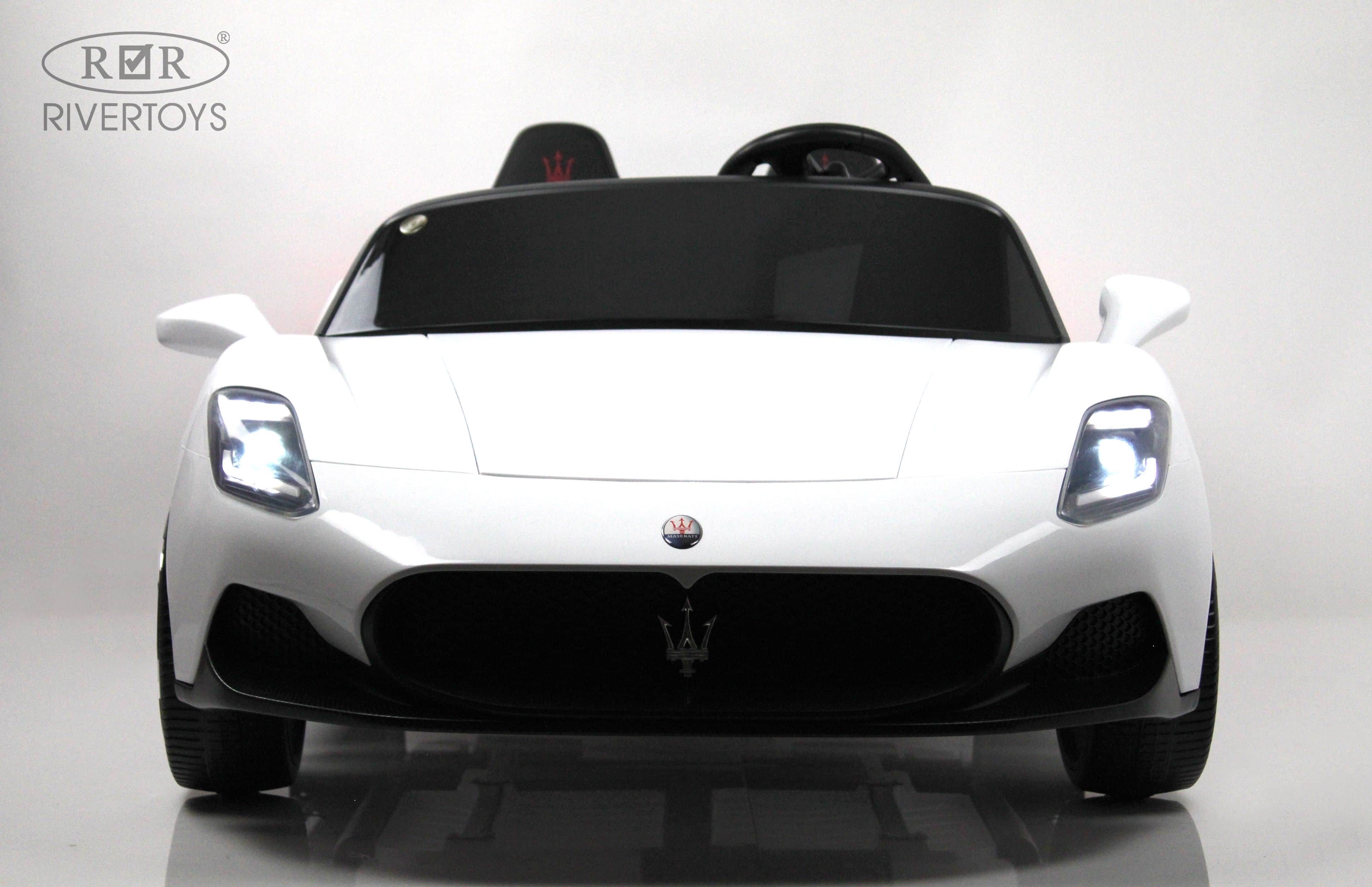 картинка Детский электромобиль Maserati MC20 (P111PP) белый 
