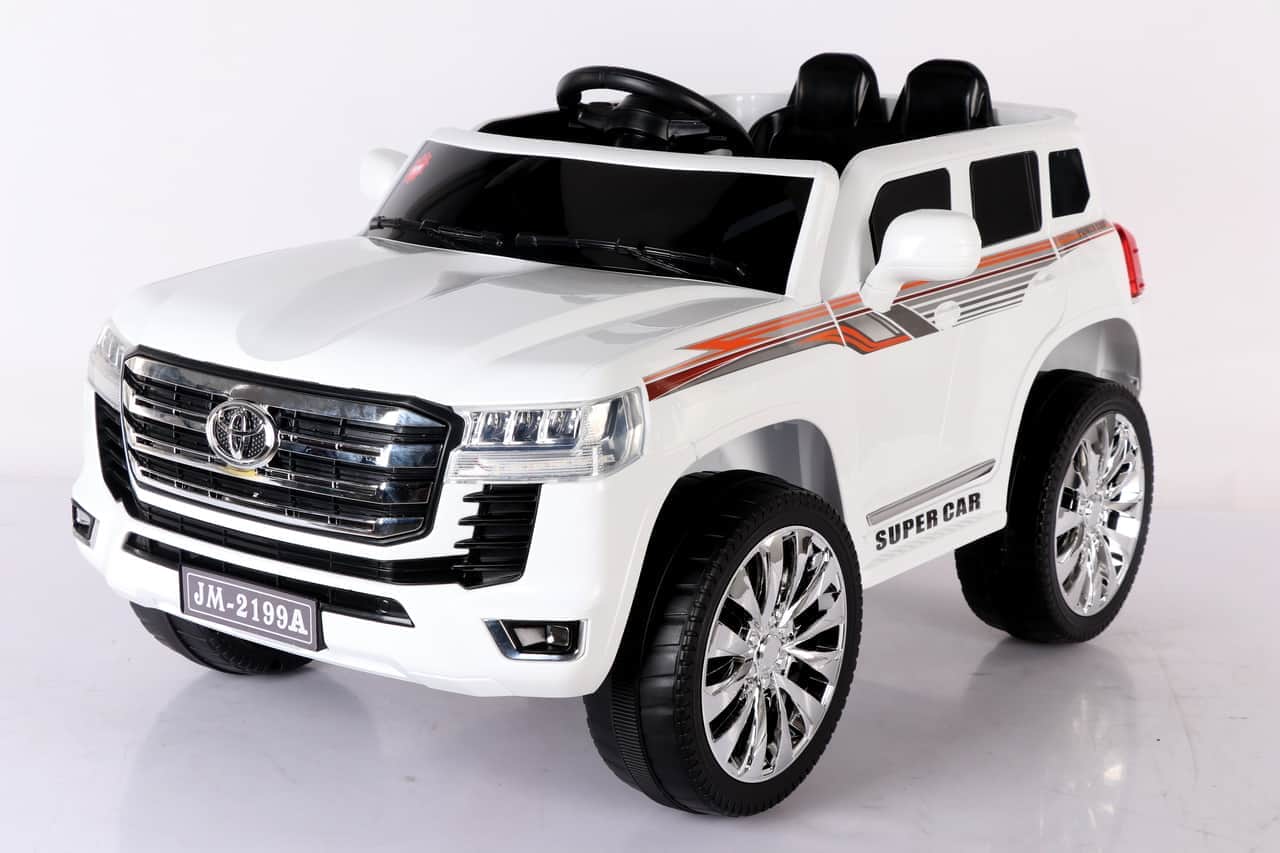 картинка Джип Toyota LC300 3818 Белый 