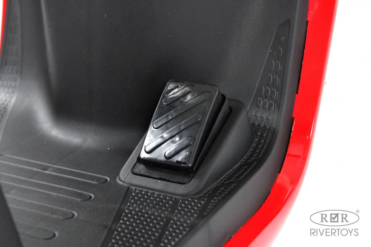 картинка Детский электромотоцикл Z555ZZ бежево-красный 