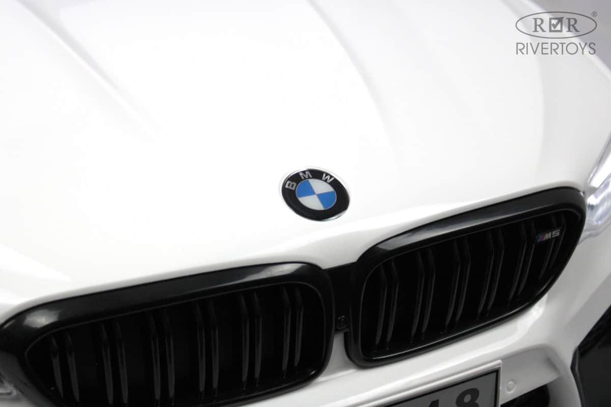 картинка Детский электромобиль BMW M5 Competition (A555MP) белый 