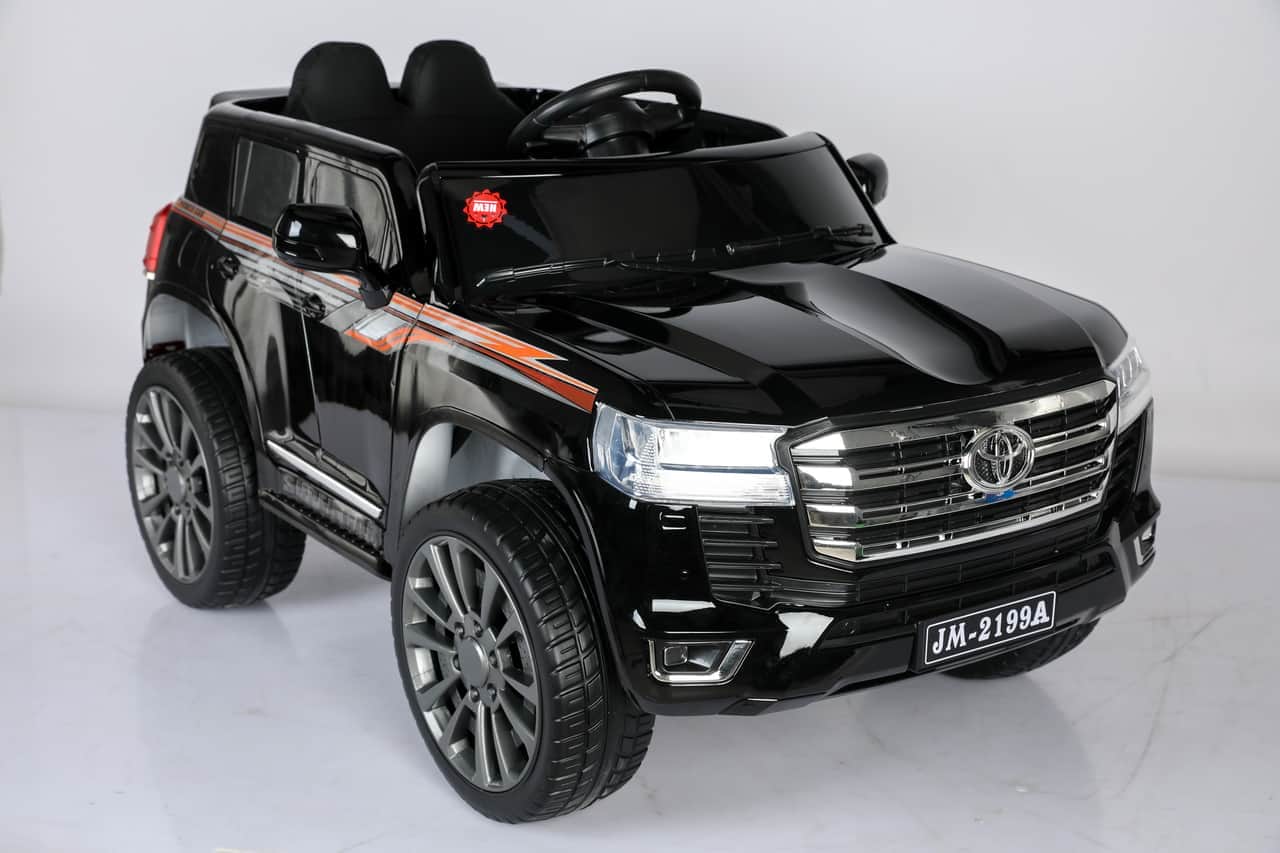 картинка Джип Toyota LC300 3818 Черный краска 