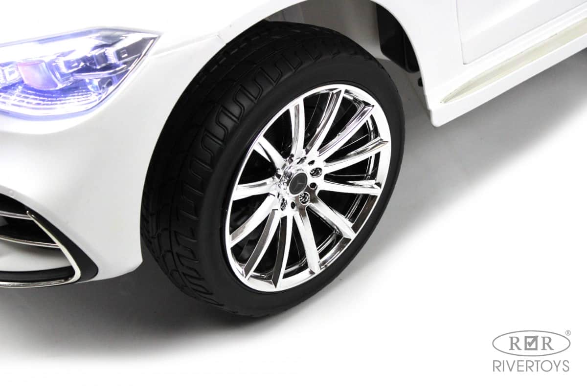 картинка Детский электромобиль М333БХ 4WD белый 