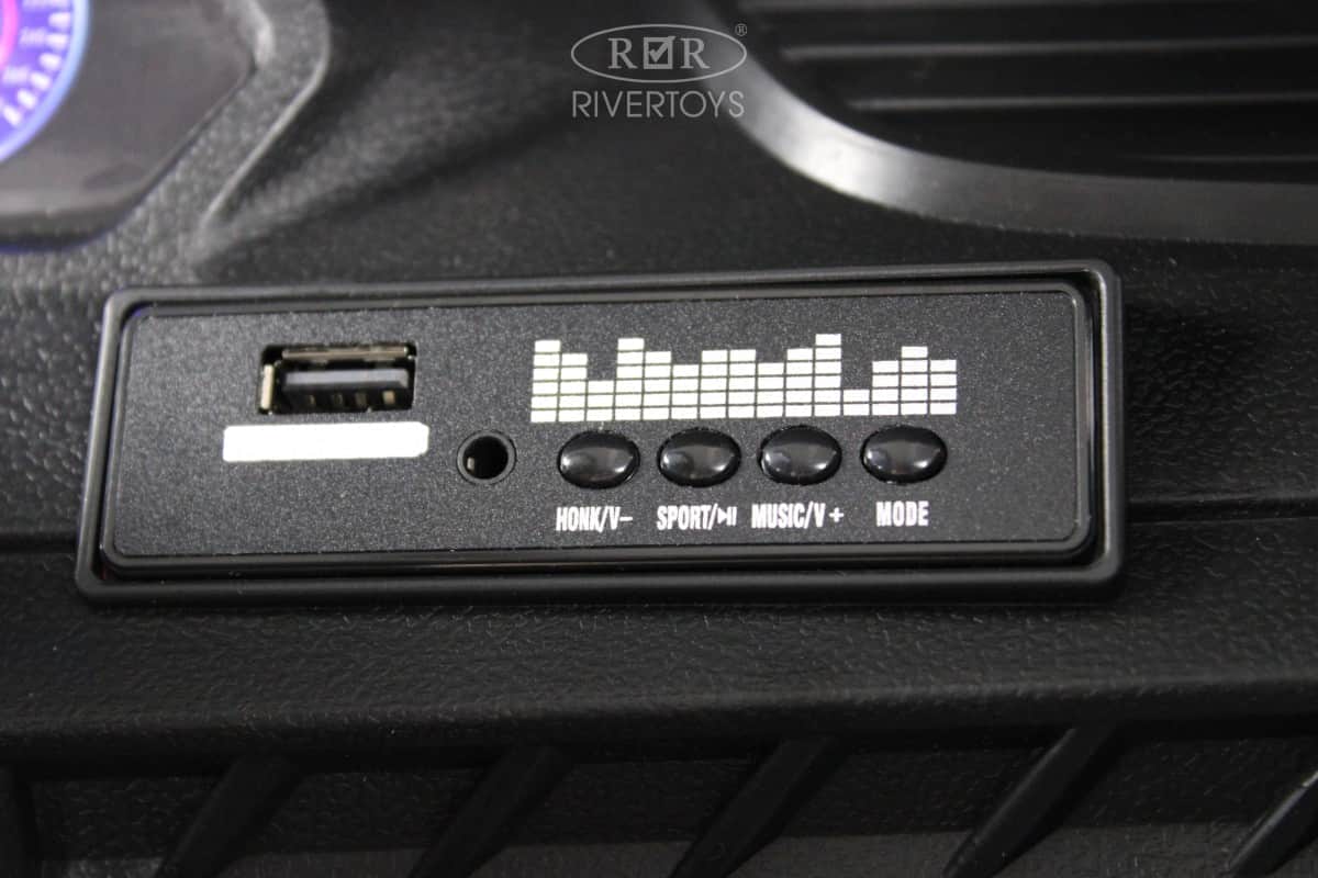 картинка Детский электромобиль G555GG белый 