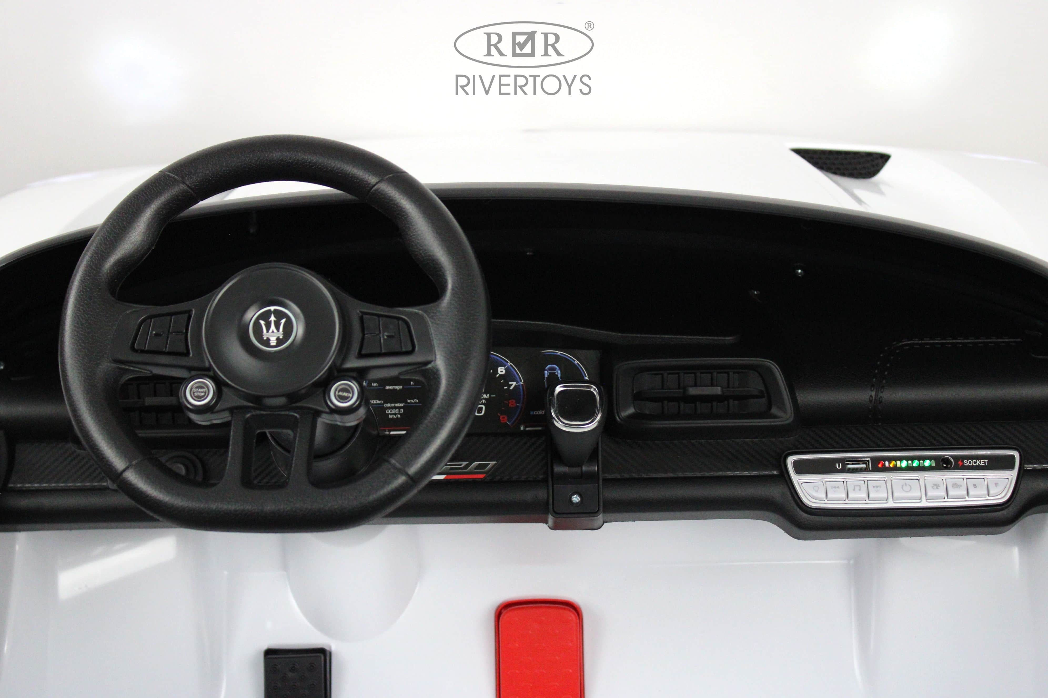 картинка Детский электромобиль Maserati MC20 (P111PP) белый 