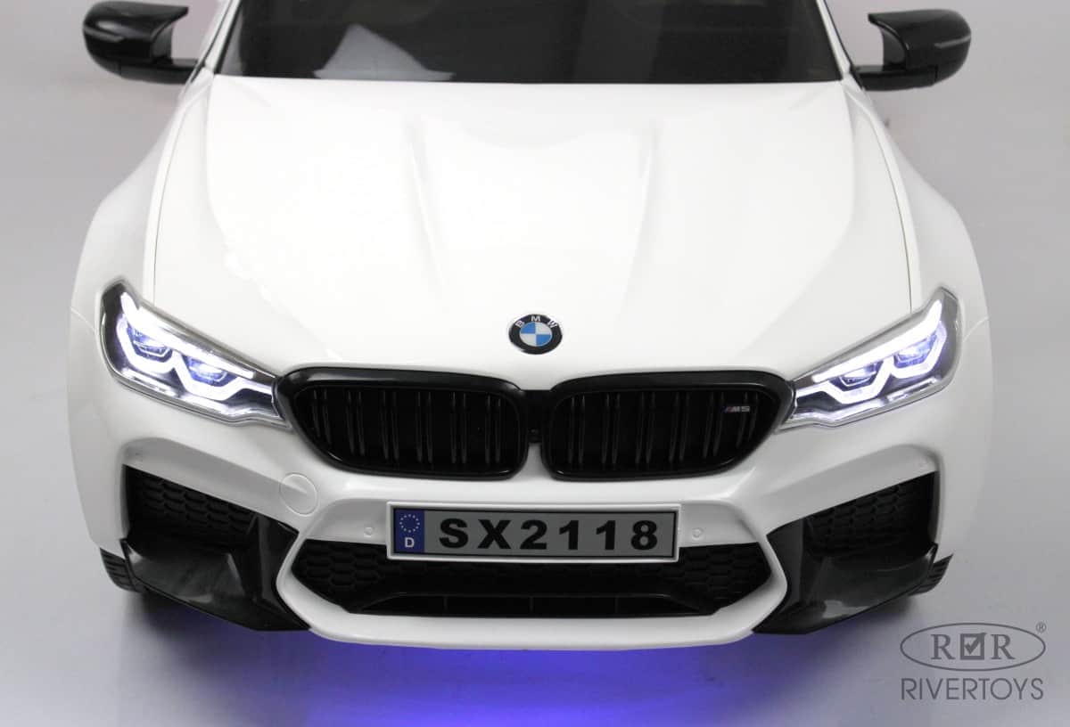 картинка Детский электромобиль BMW M5 Competition (A555MP) белый 