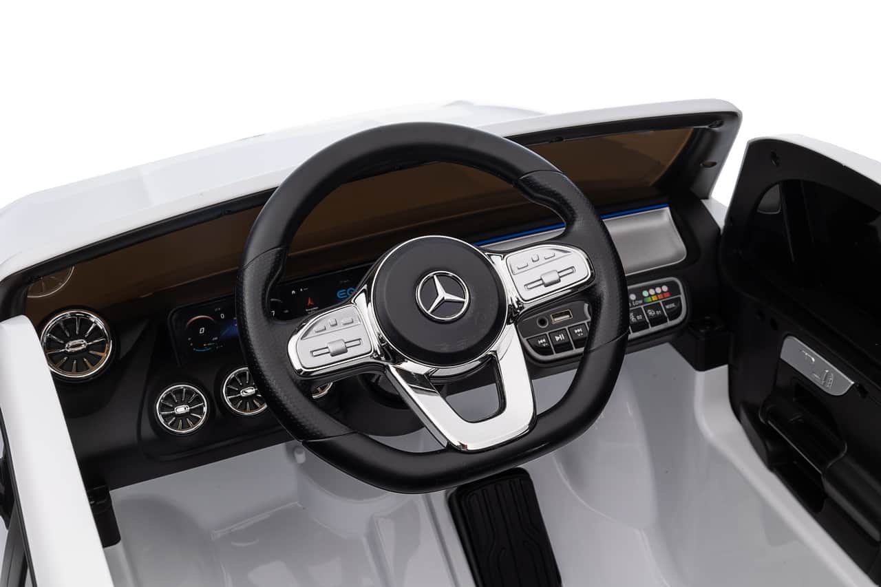 картинка Джип Mercedes Benz EQA Белый 