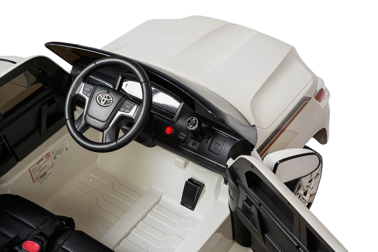 картинка Джип Toyota LC 12V Белый 