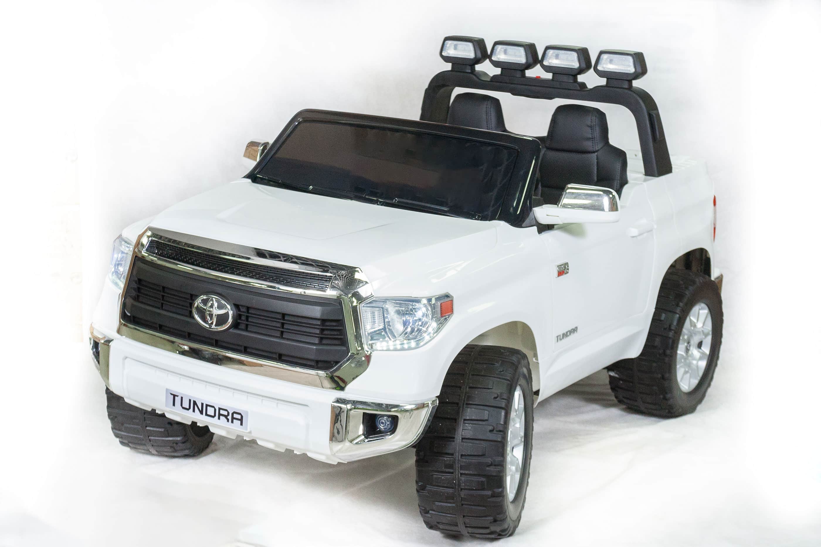 картинка Джип Toyota Tundra 2.0 Белый 