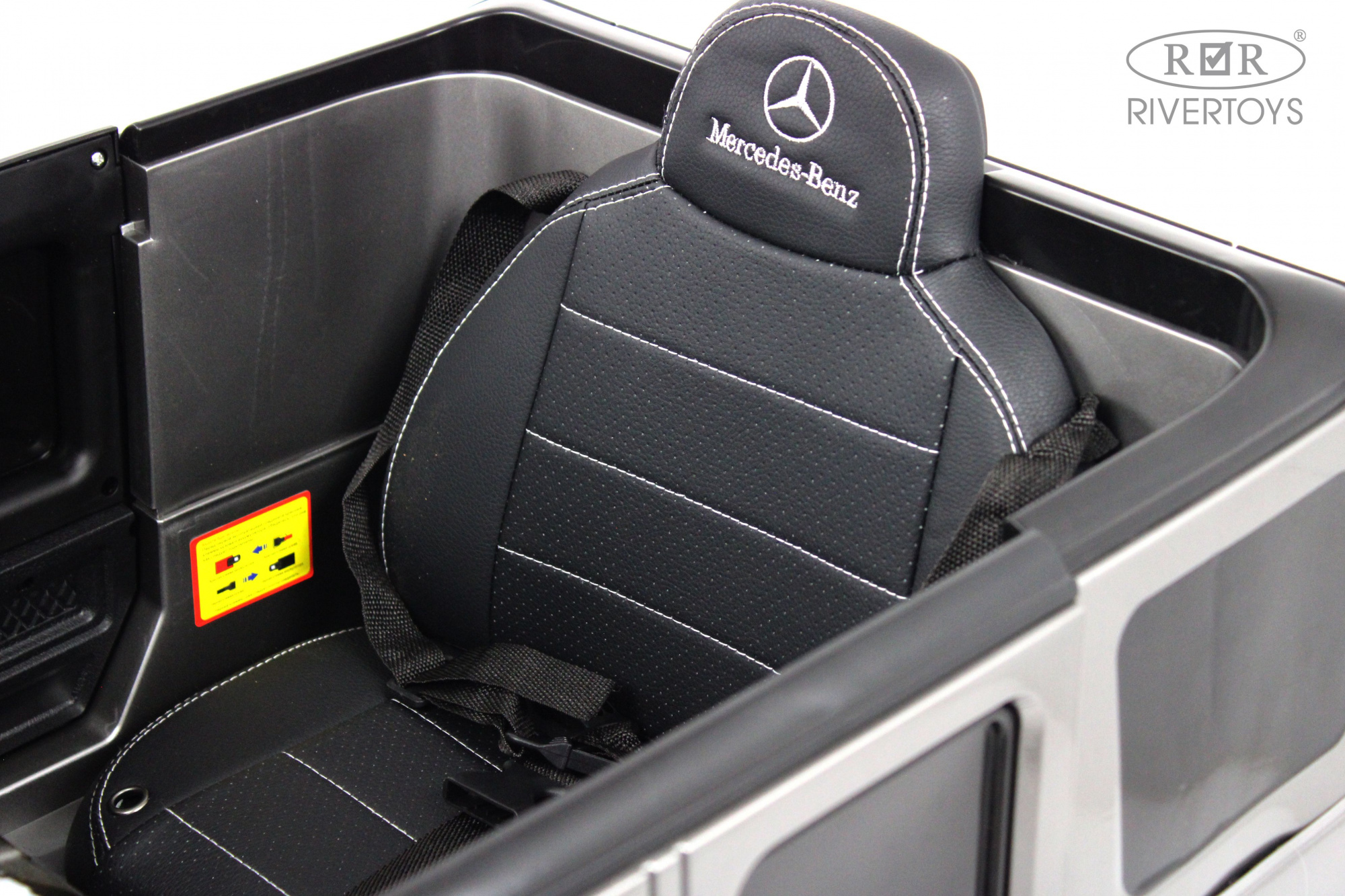 картинка Детский электромобиль Mercedes-AMG G63 4WD (G333GG) серый глянец 