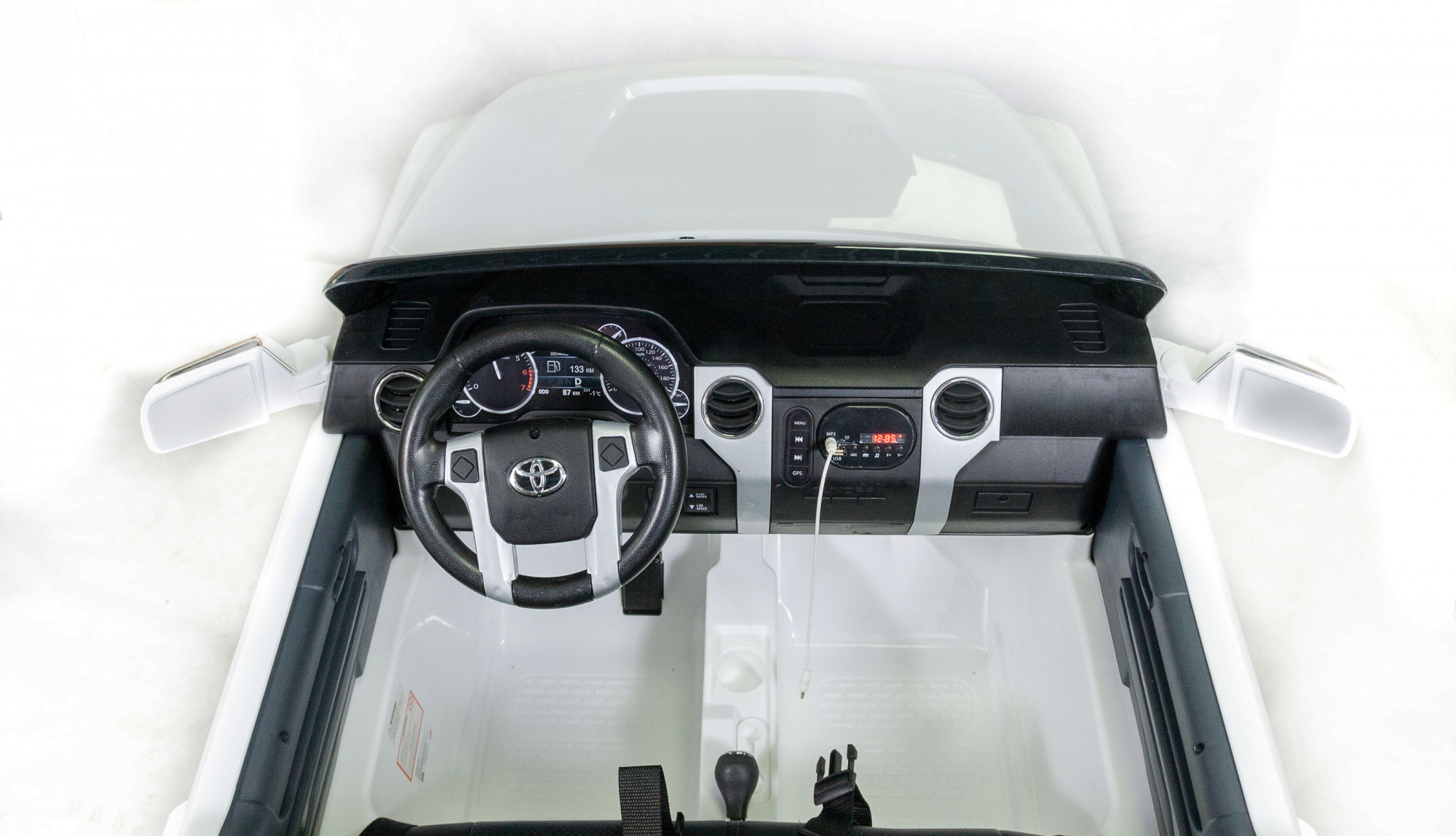 картинка Джип Toyota Tundra 2.0 Белый 