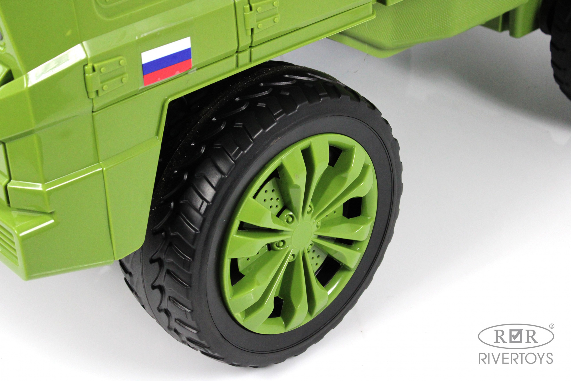 картинка Детский электромобиль B111CP зеленый 